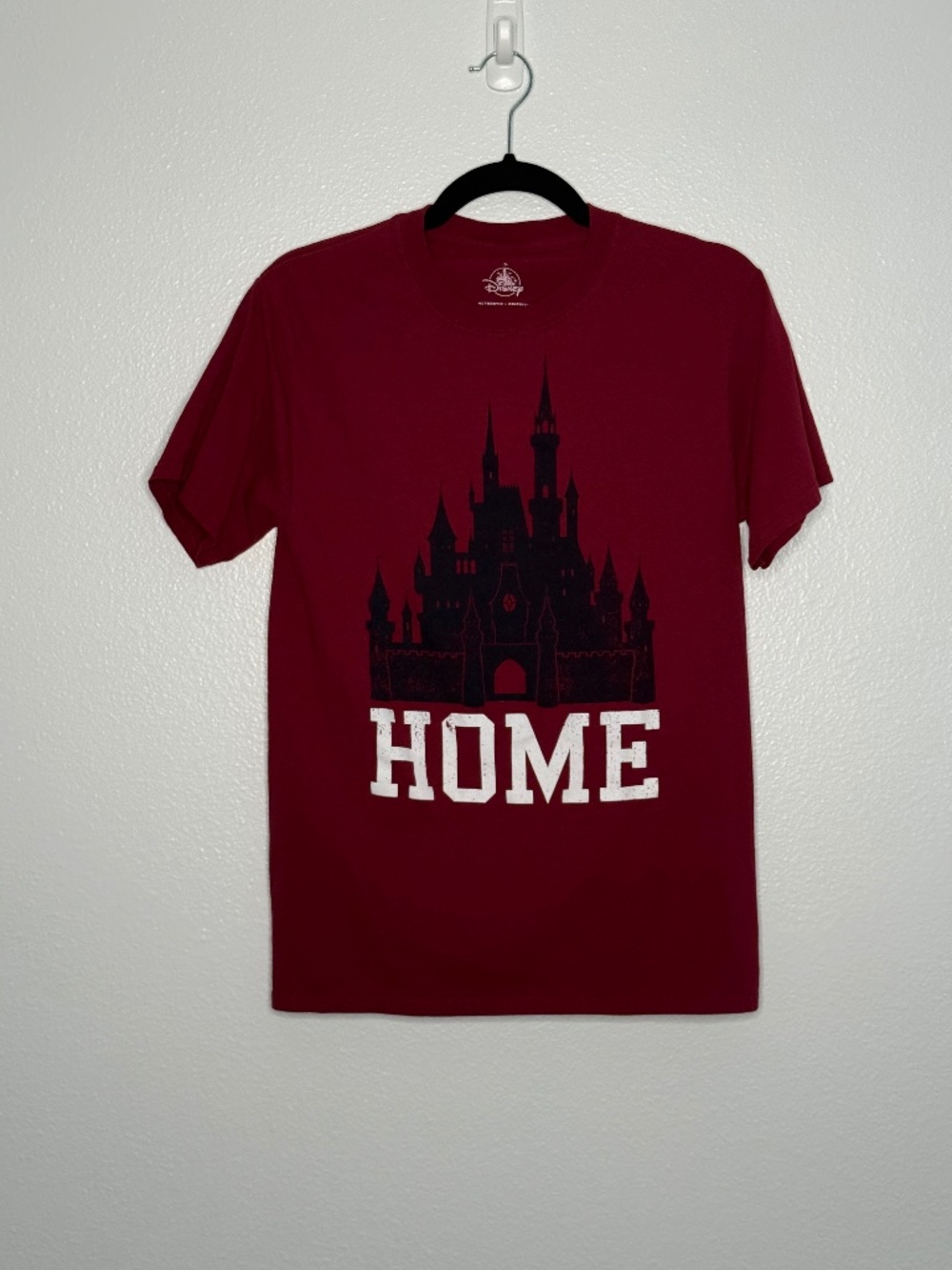 Disney Parks HOME Castle Red Graphic T-Shirt Small 100% Cotton